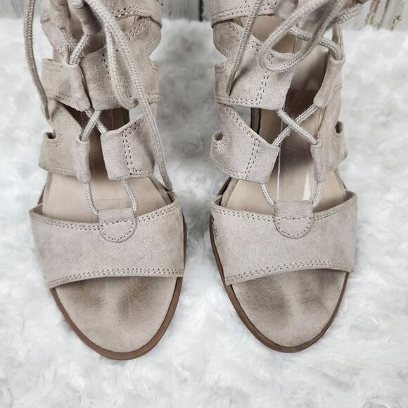 Simply Vera Vera Wang Lace Up Peep Sandals Taupe Size 10 - Picture 9 of 9